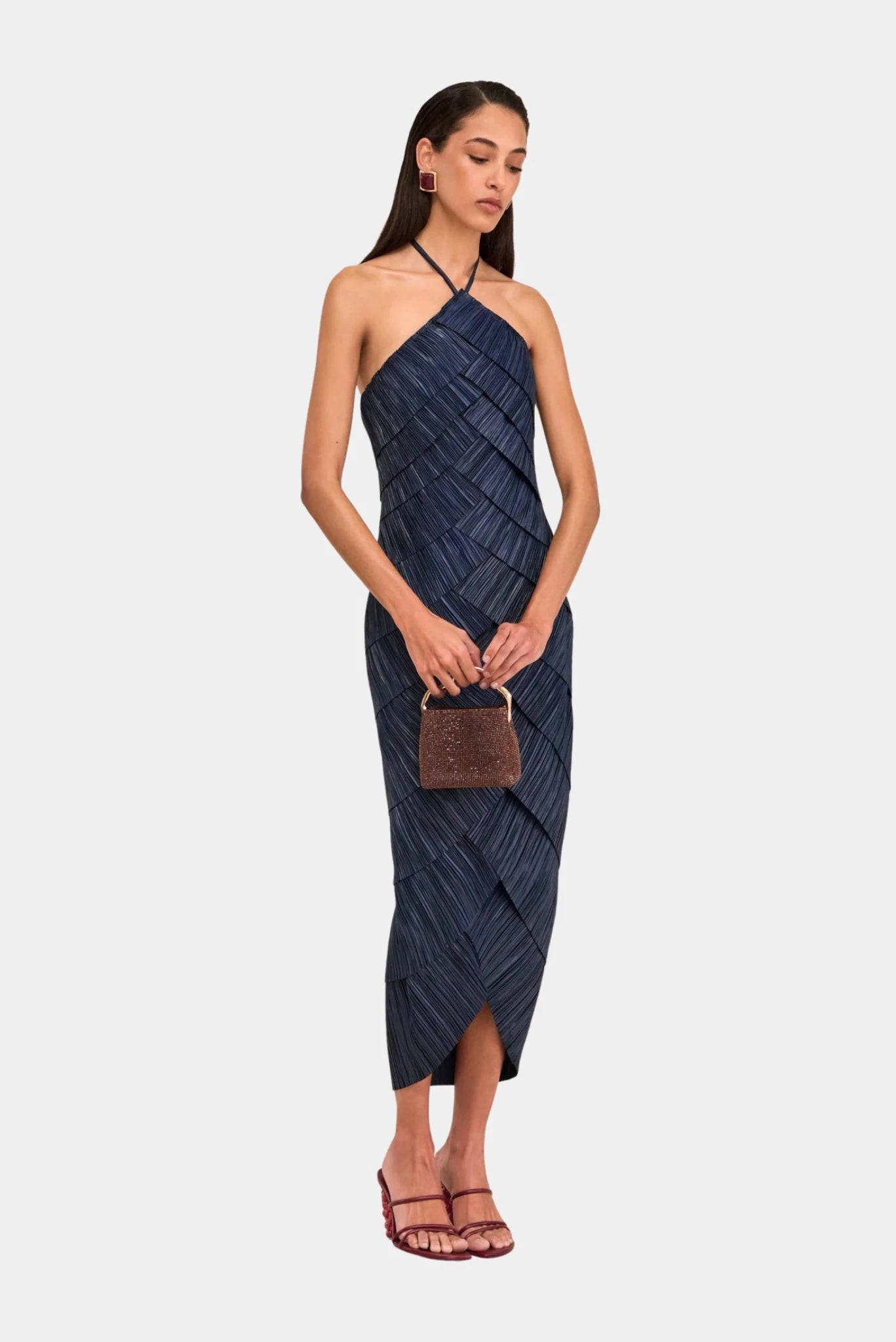Vestido midi Cult Gaia azul-marinho com textura plissada e silhueta ajustada