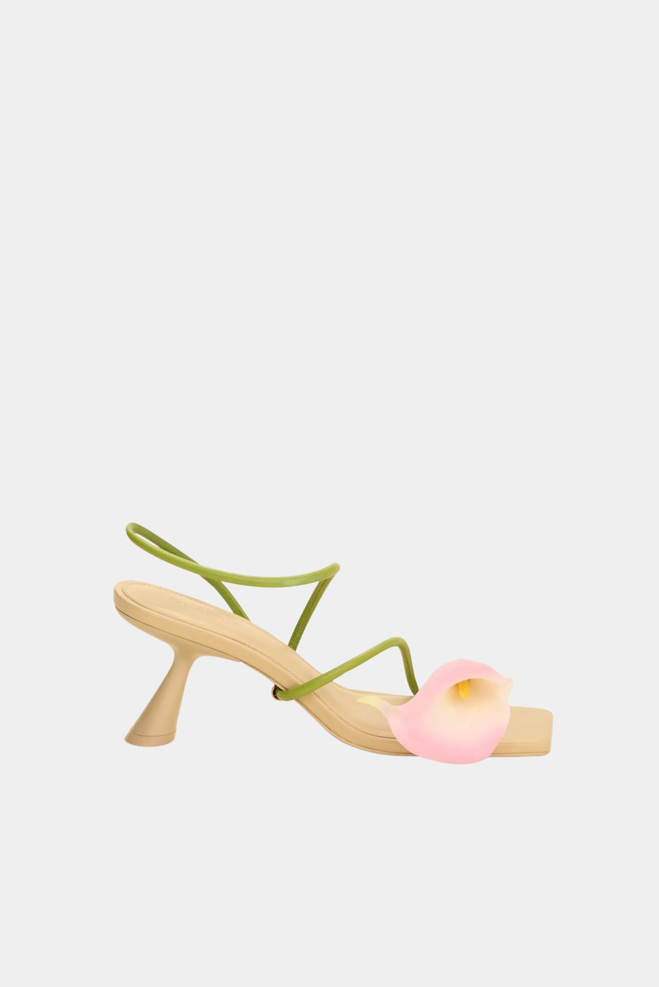 Sandália Ria Cult Gaia nude com tiras verdes e flor rosa aplicada