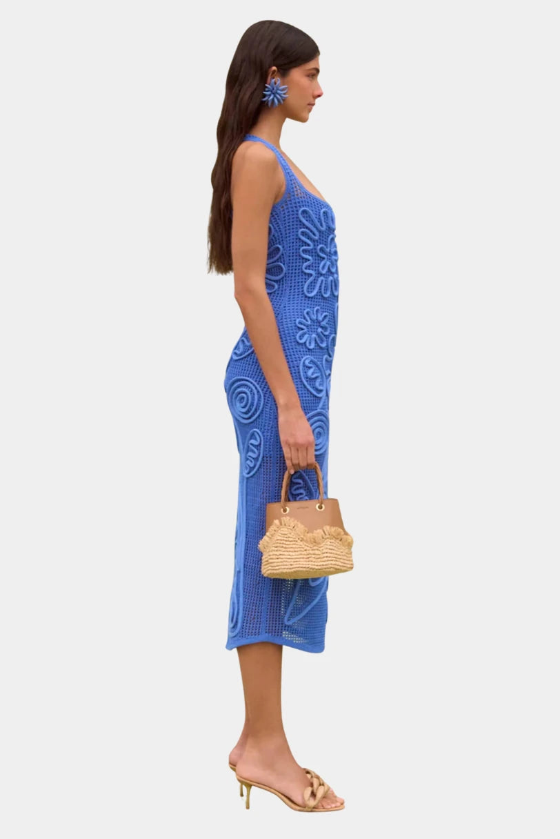 Vestido feminino azul Cult Gaia com modelagem slim e acabamento artesanal texturizado