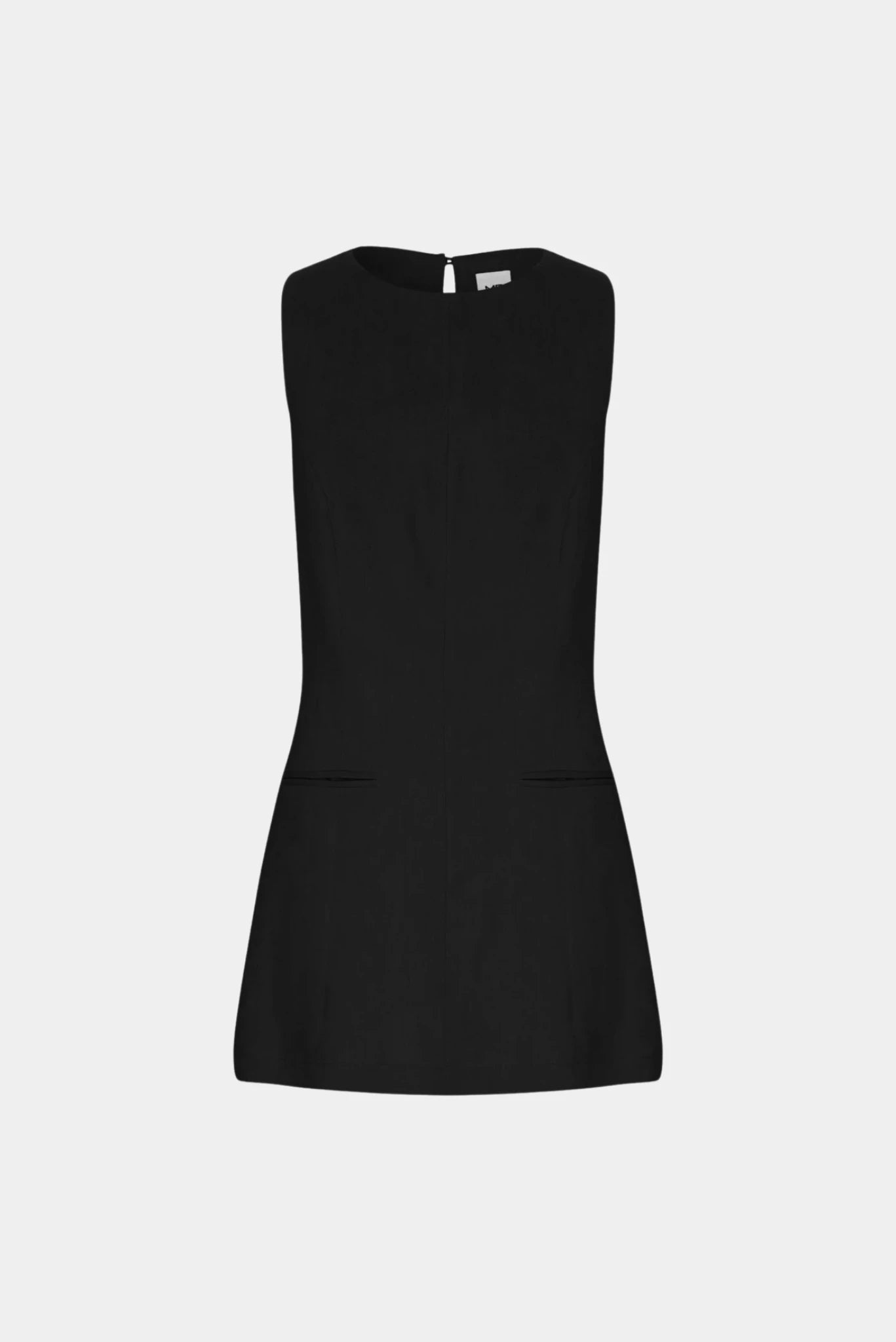 Vestido curto preto em linho Jaia MR com modelagem estruturada e bolsos embutidos