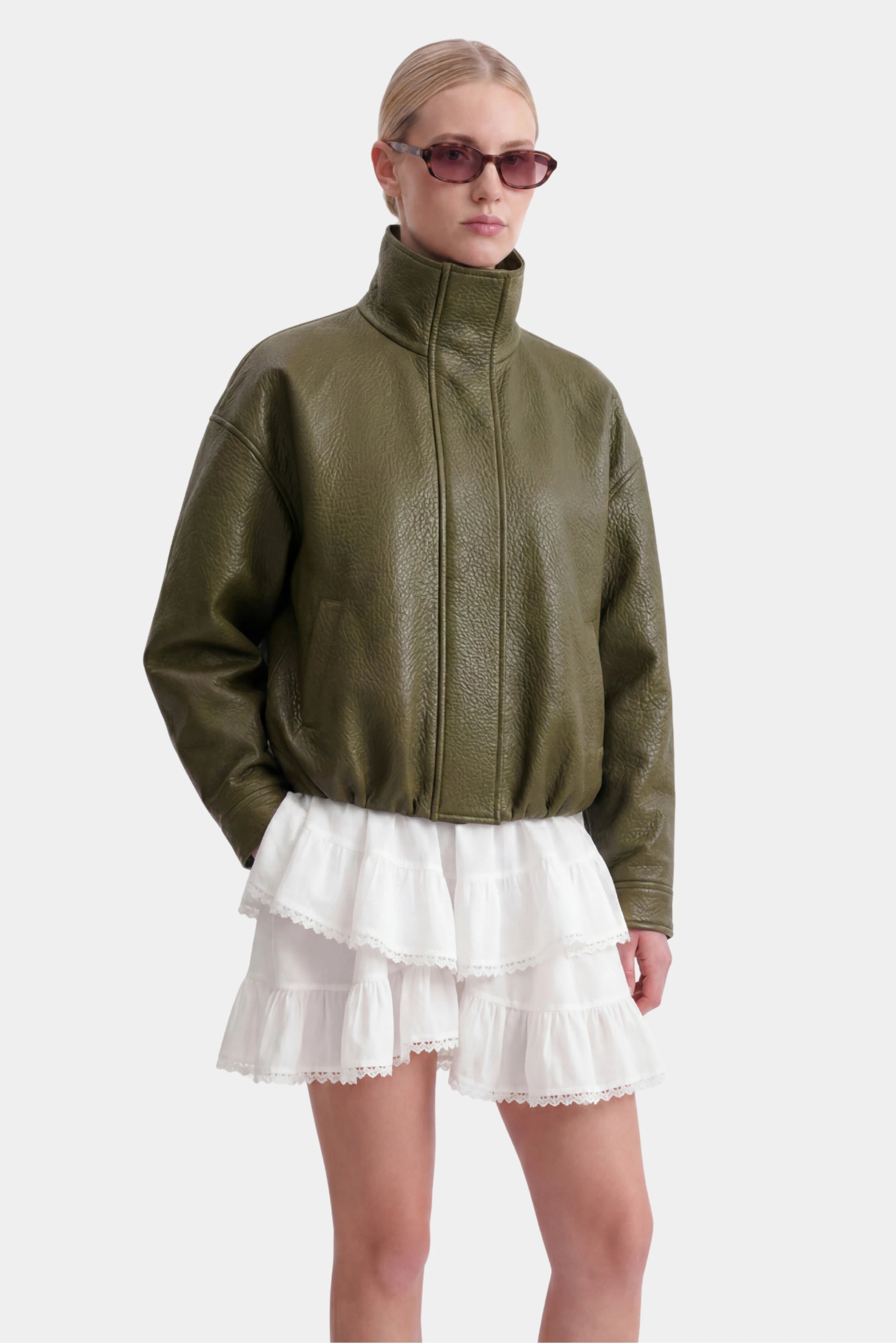 Jaqueta Philo MR de couro verde oliva com gola alta e modelagem oversized