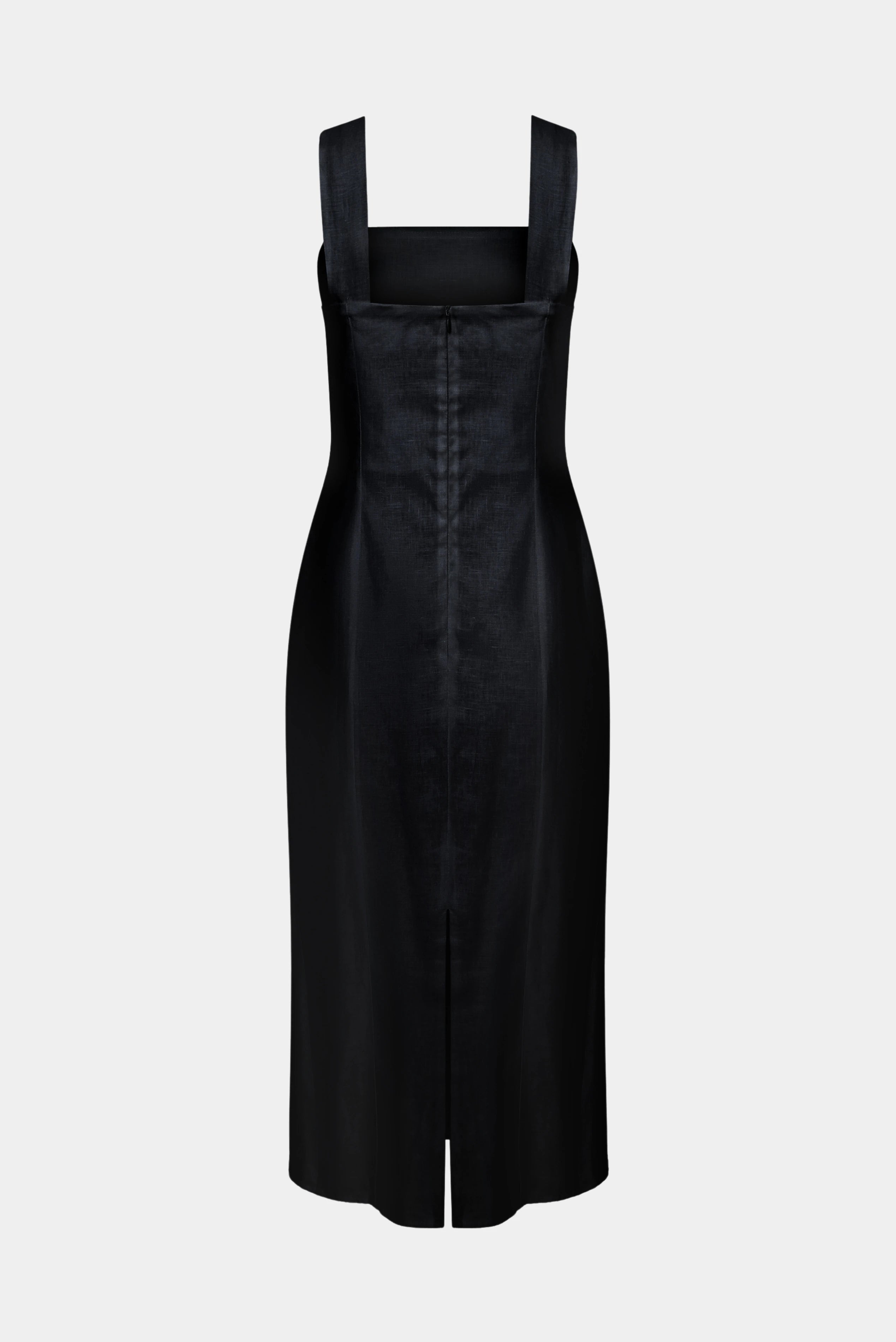 Costas de vestido midi preto com alças largas e fenda central traseira
