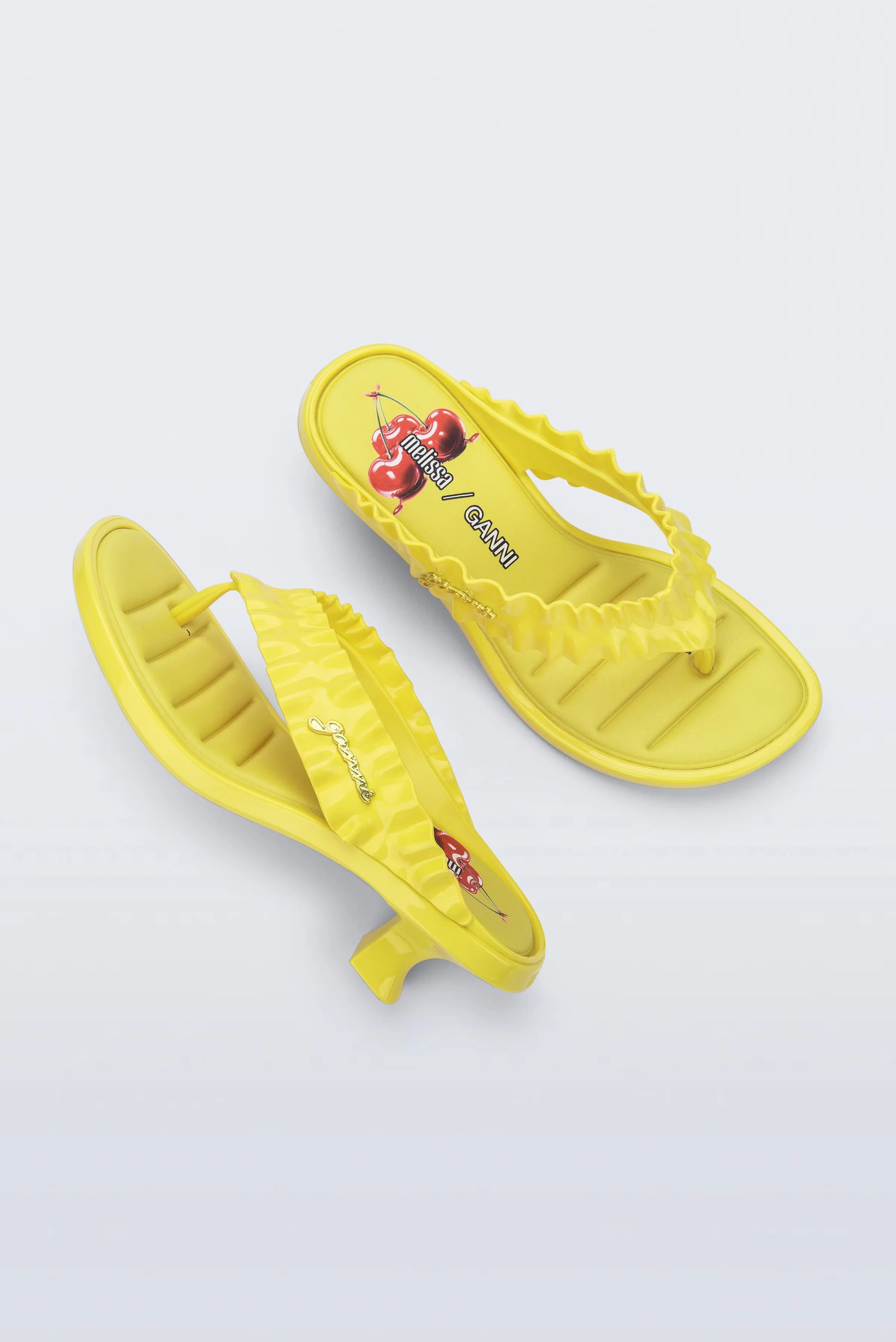 Sandália Melissa + Ganni Thong Kitten Heel 38154