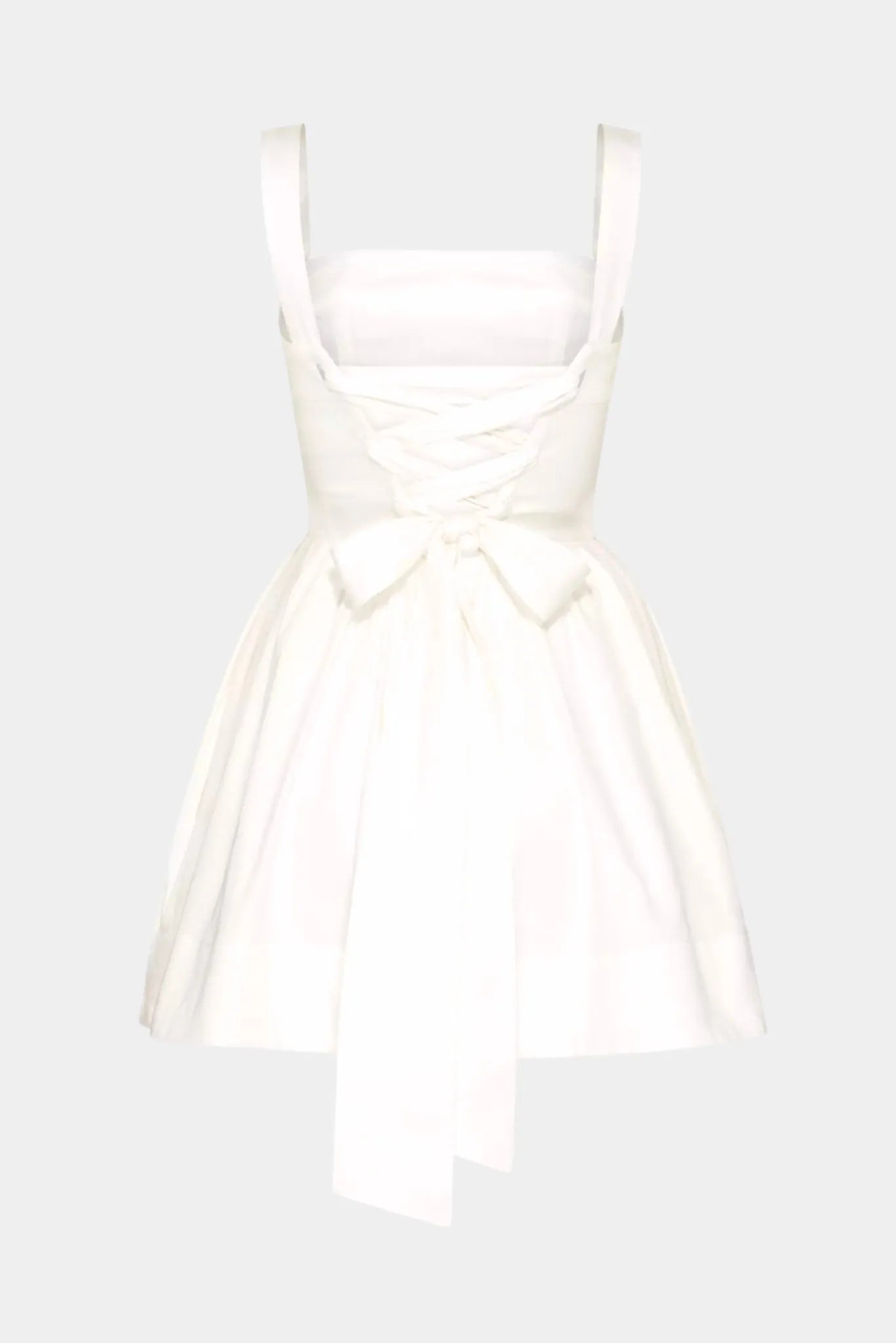 Costas de vestido curto off white com amarração tipo corset e laço na cintura