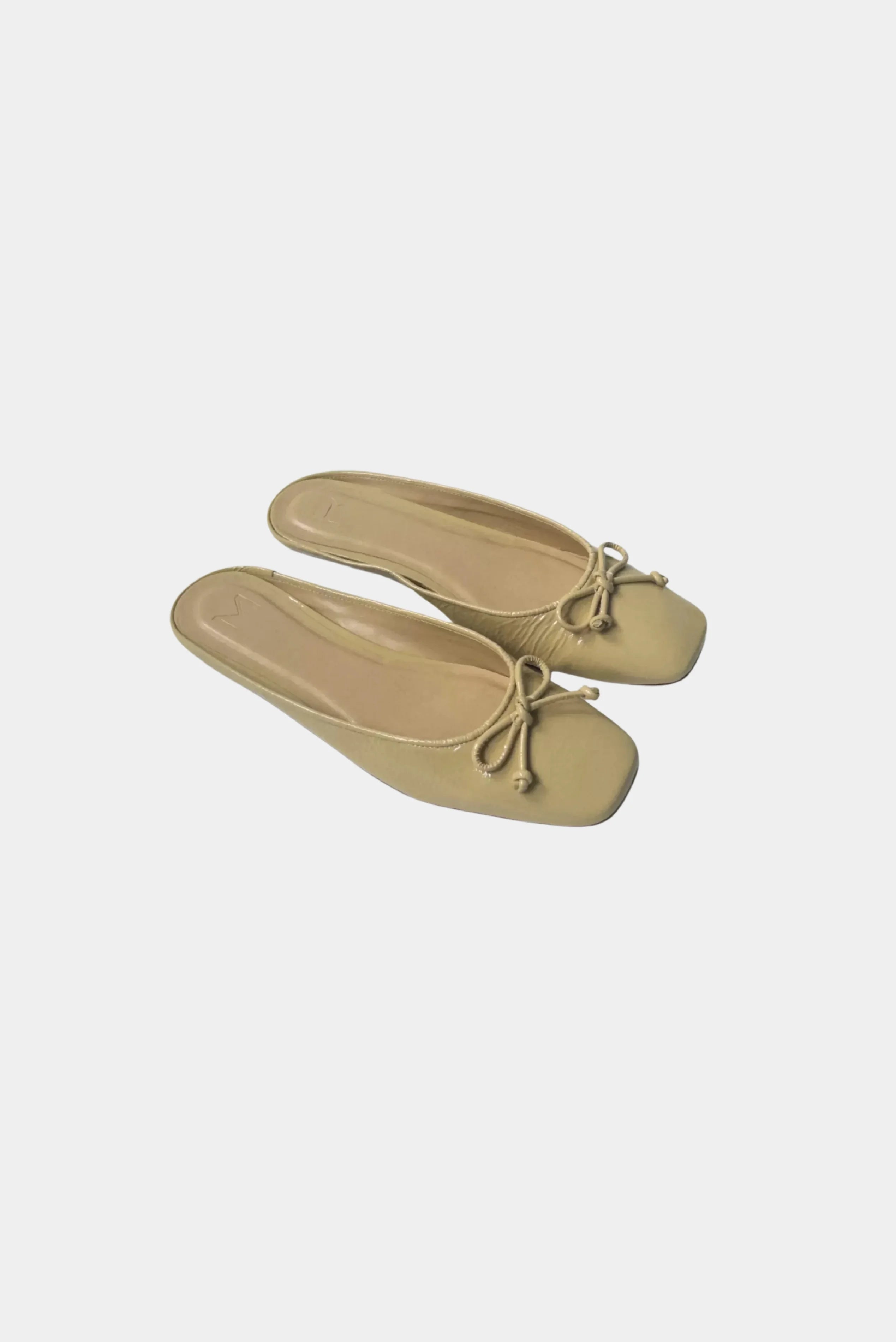 Ballet Flat Plié