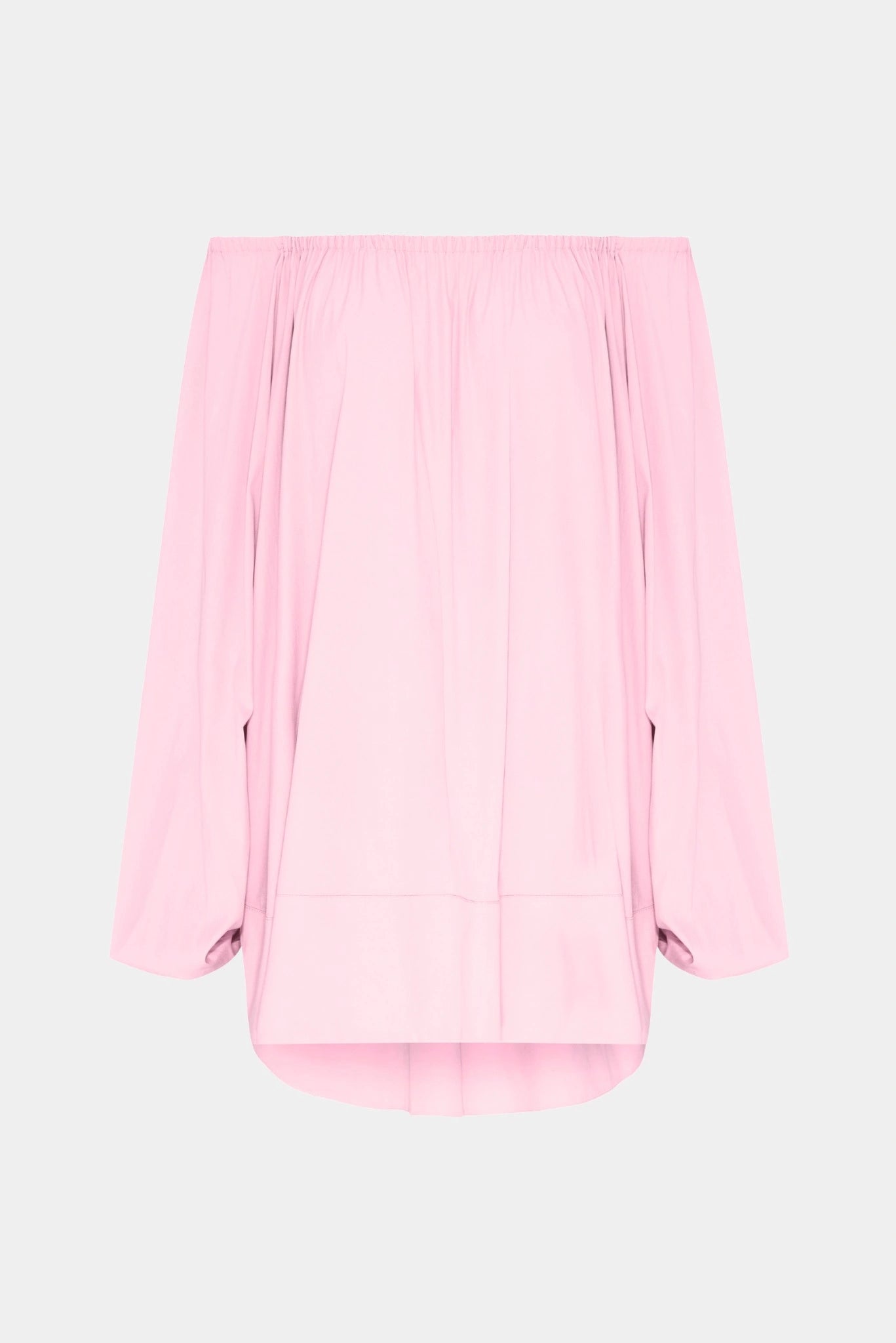 Vestido curto rosa em tricoline com decote ombro a ombro e mangas amplas