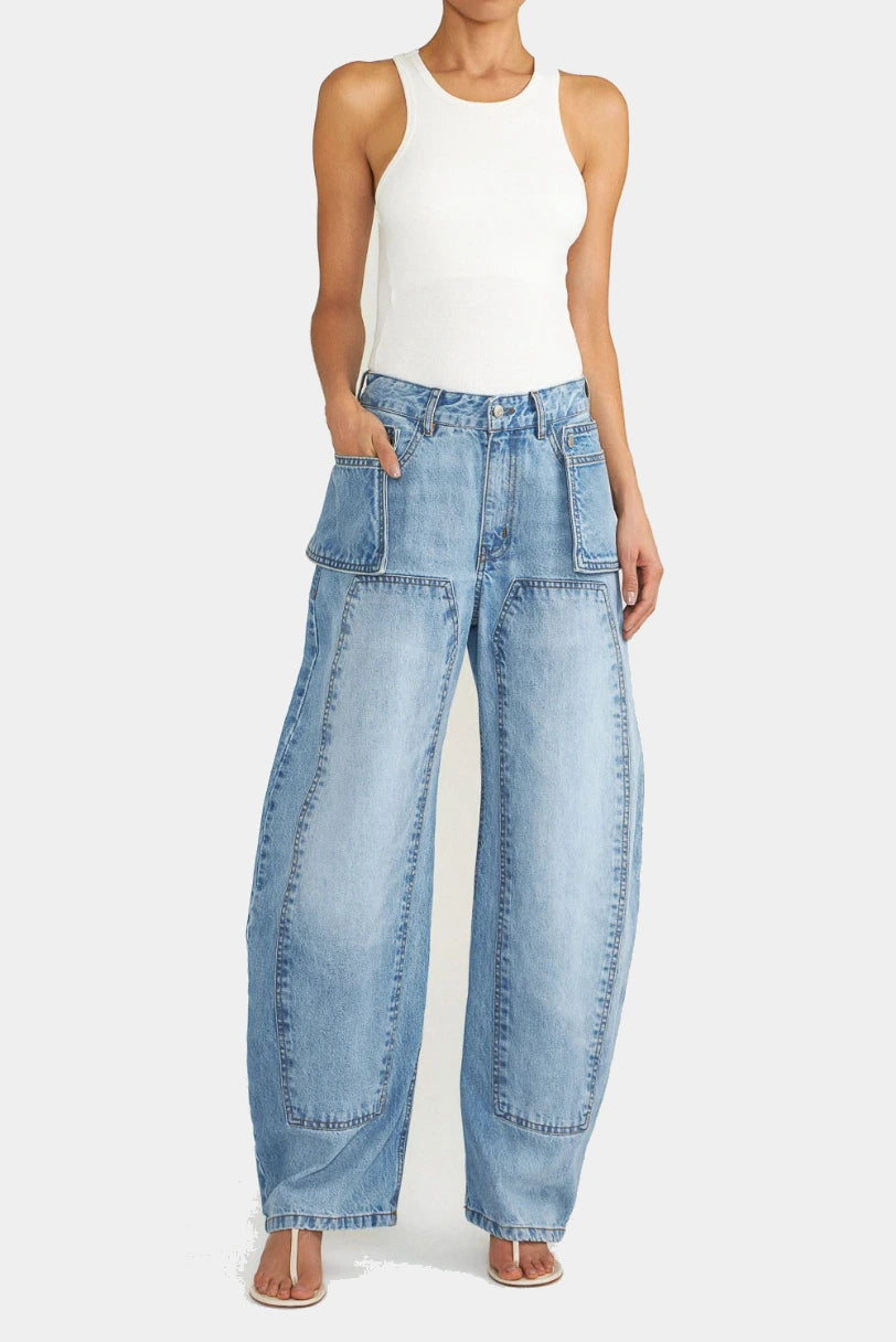 Calça jeans ARC Layer LDnim lavagem média vista frontal no corpo