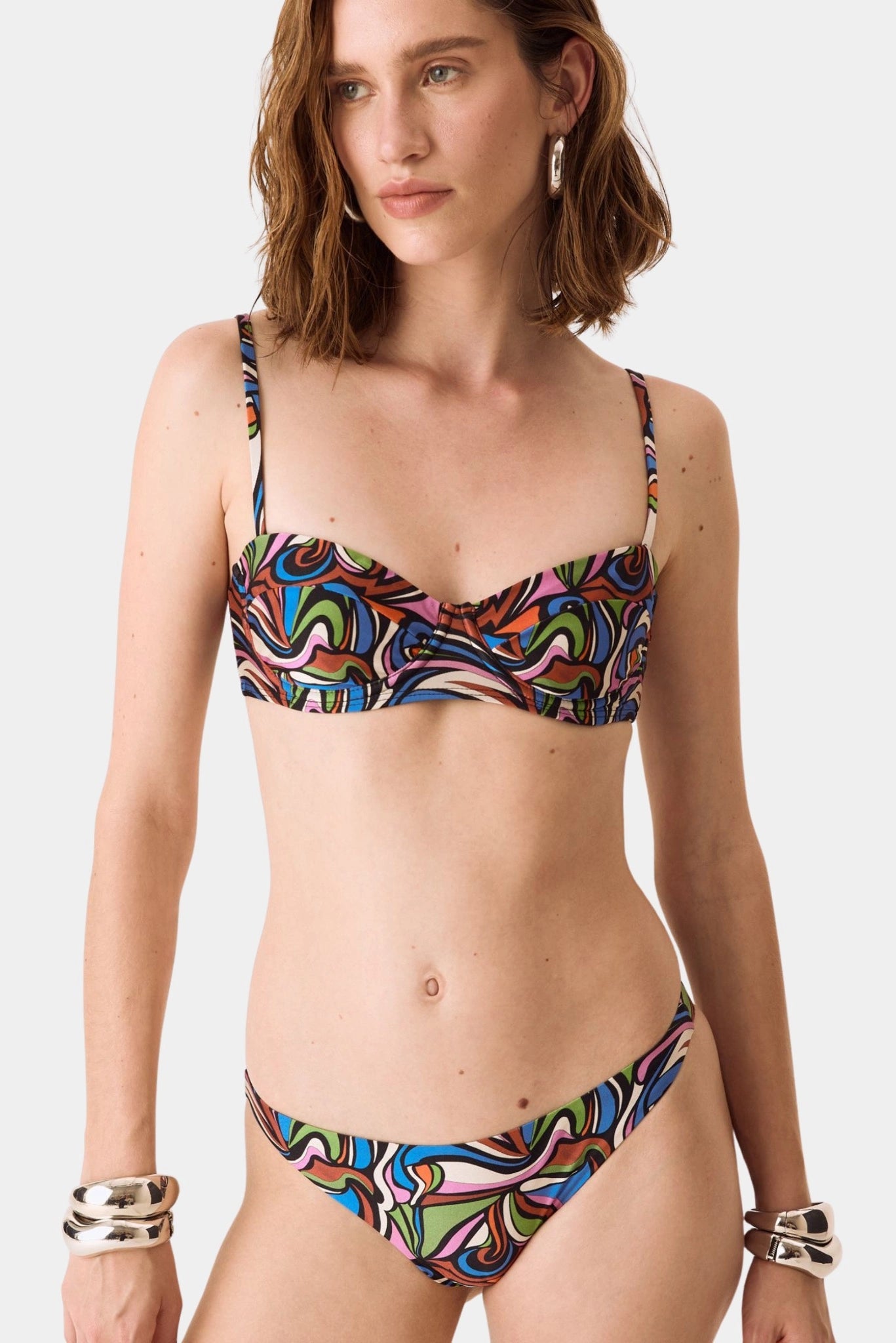 Calcinha de biquíni estampada com modelagem cavada e print artístico Anne august