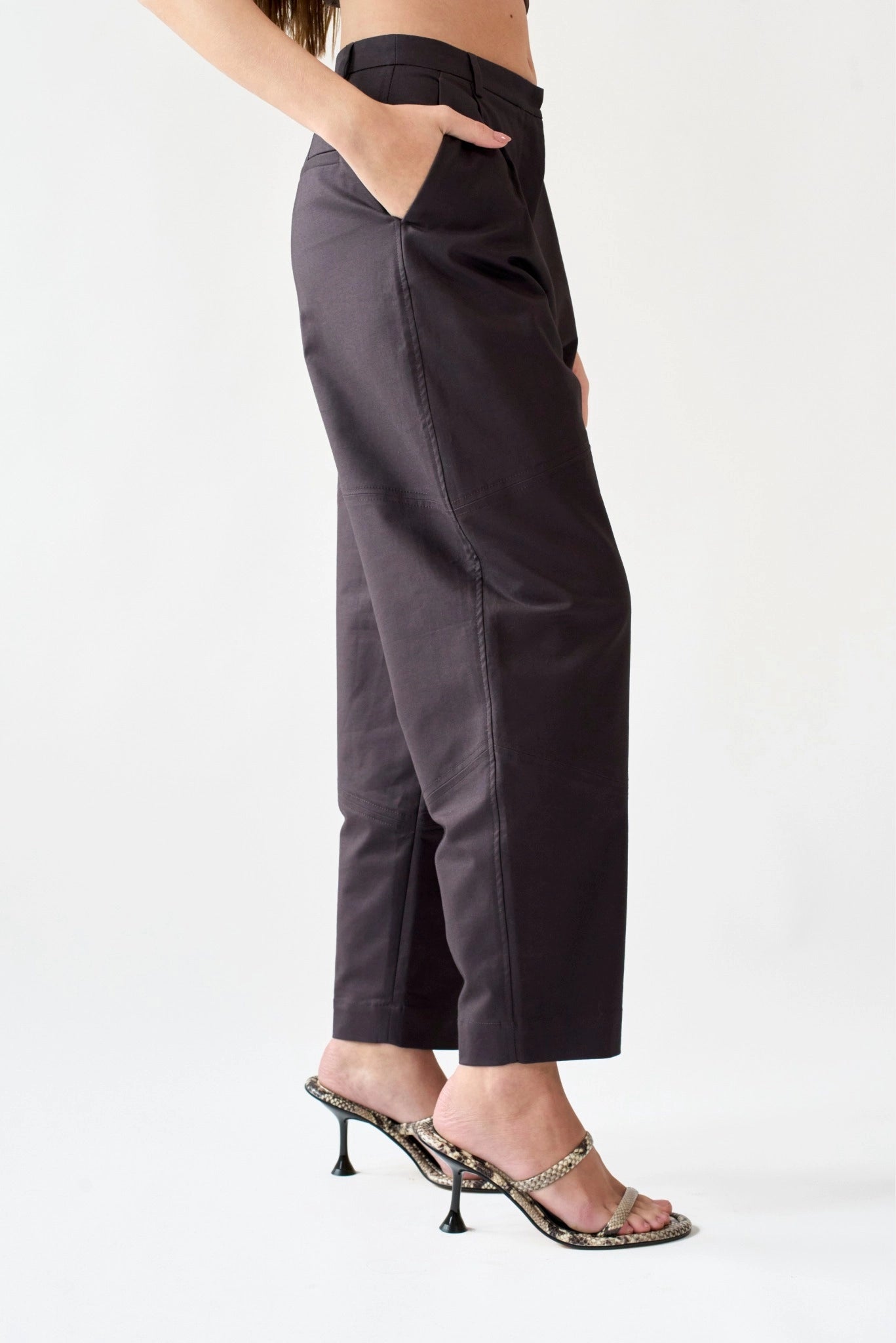 Calça de Alfaiataria Barrel Amber