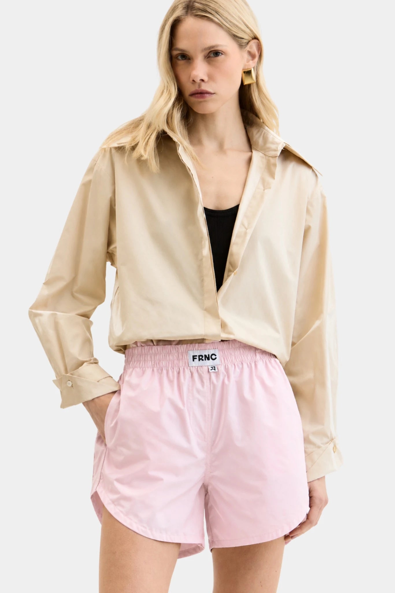 Short Arcus Francesca rosa claro com cós elástico e modelagem esportiva