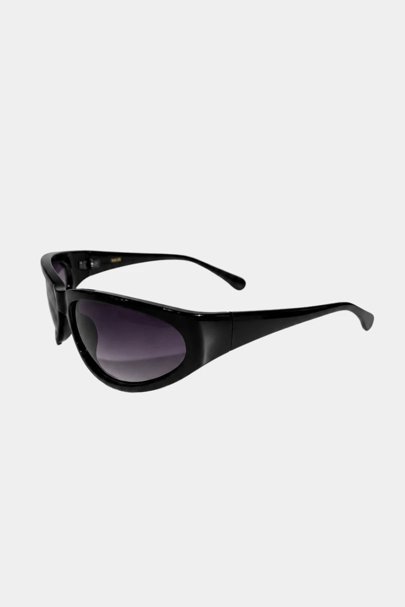 Óculos de Sol Techno MR preto, vista lateral com hastes largas