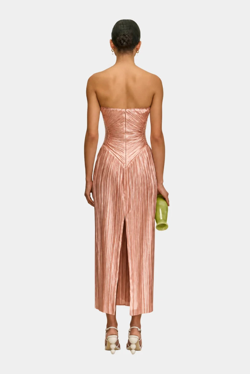 Vestido Ashika Cult Gaia rosa metálico de costas, com fenda posterior