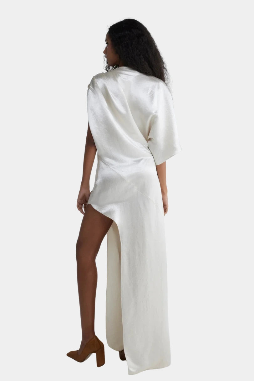 Vestido Ether Francesca cru vista traseira com fenda lateral alta
