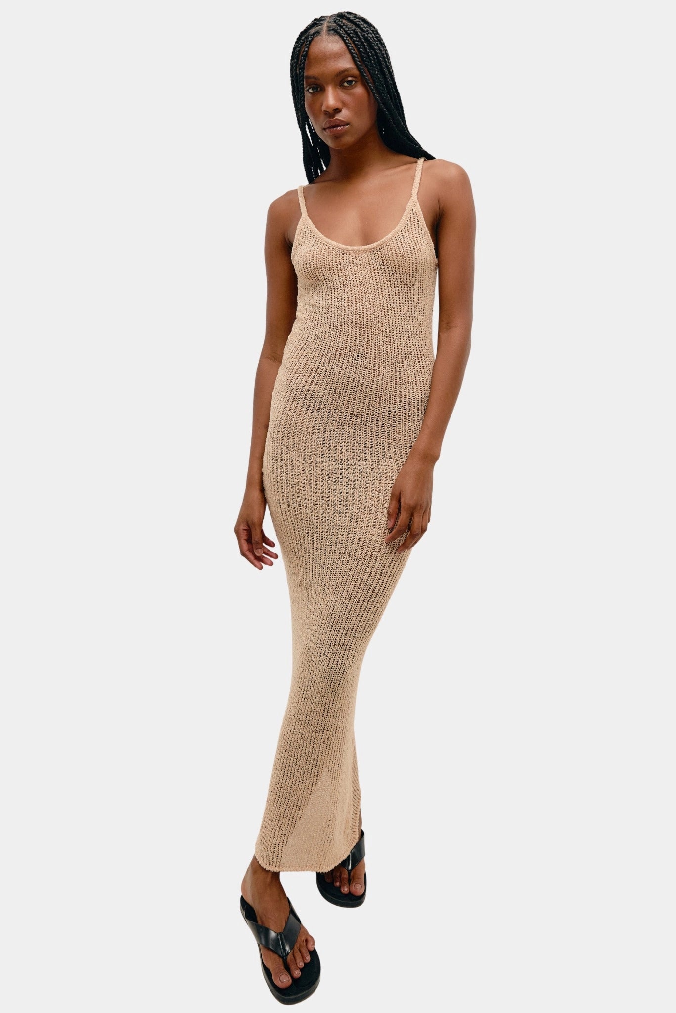 Vestido longo Haight em tricot bege com alças finas e modelagem reta