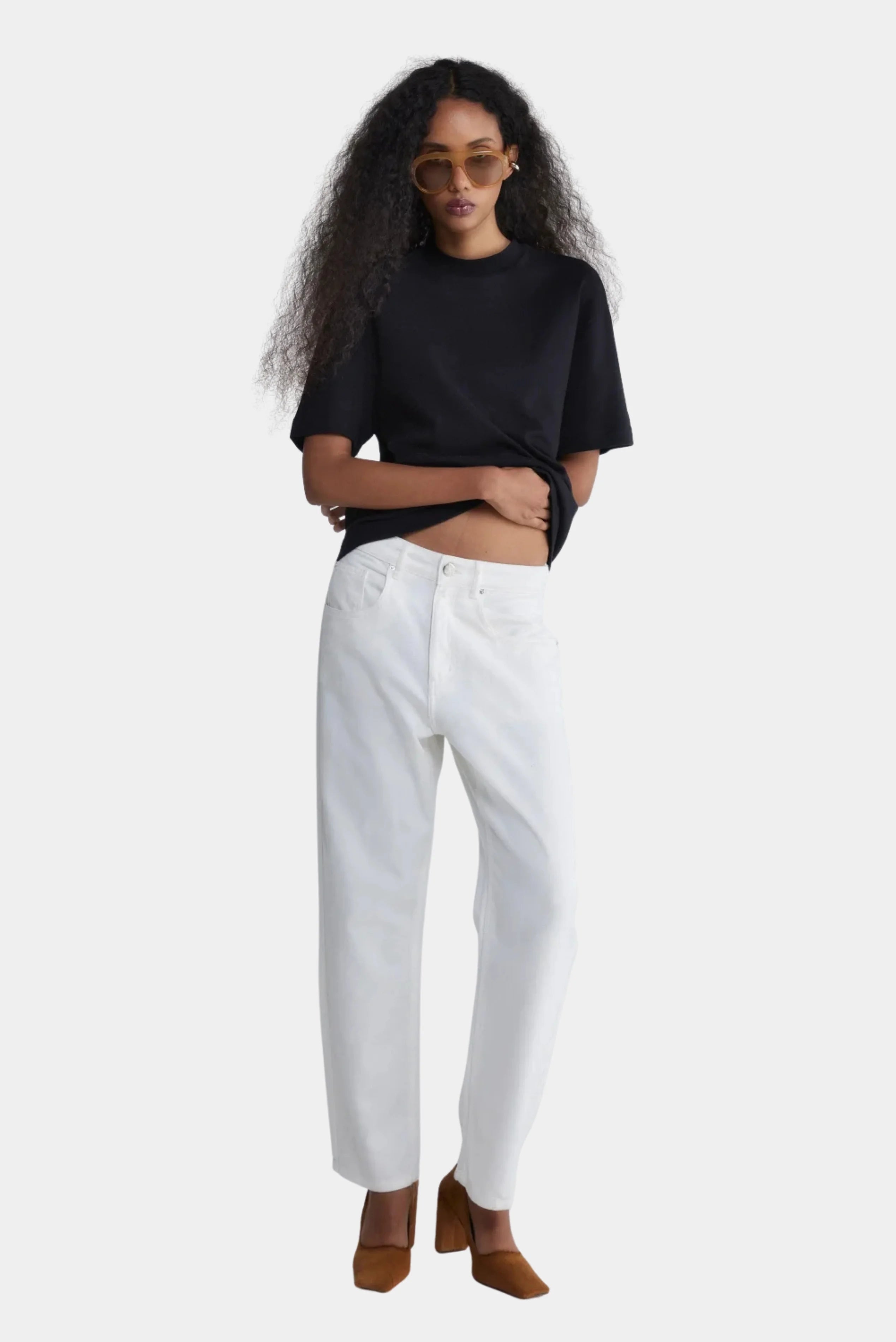 Calça Classic 80 Francesca branca de corte reto com bolsos frontais