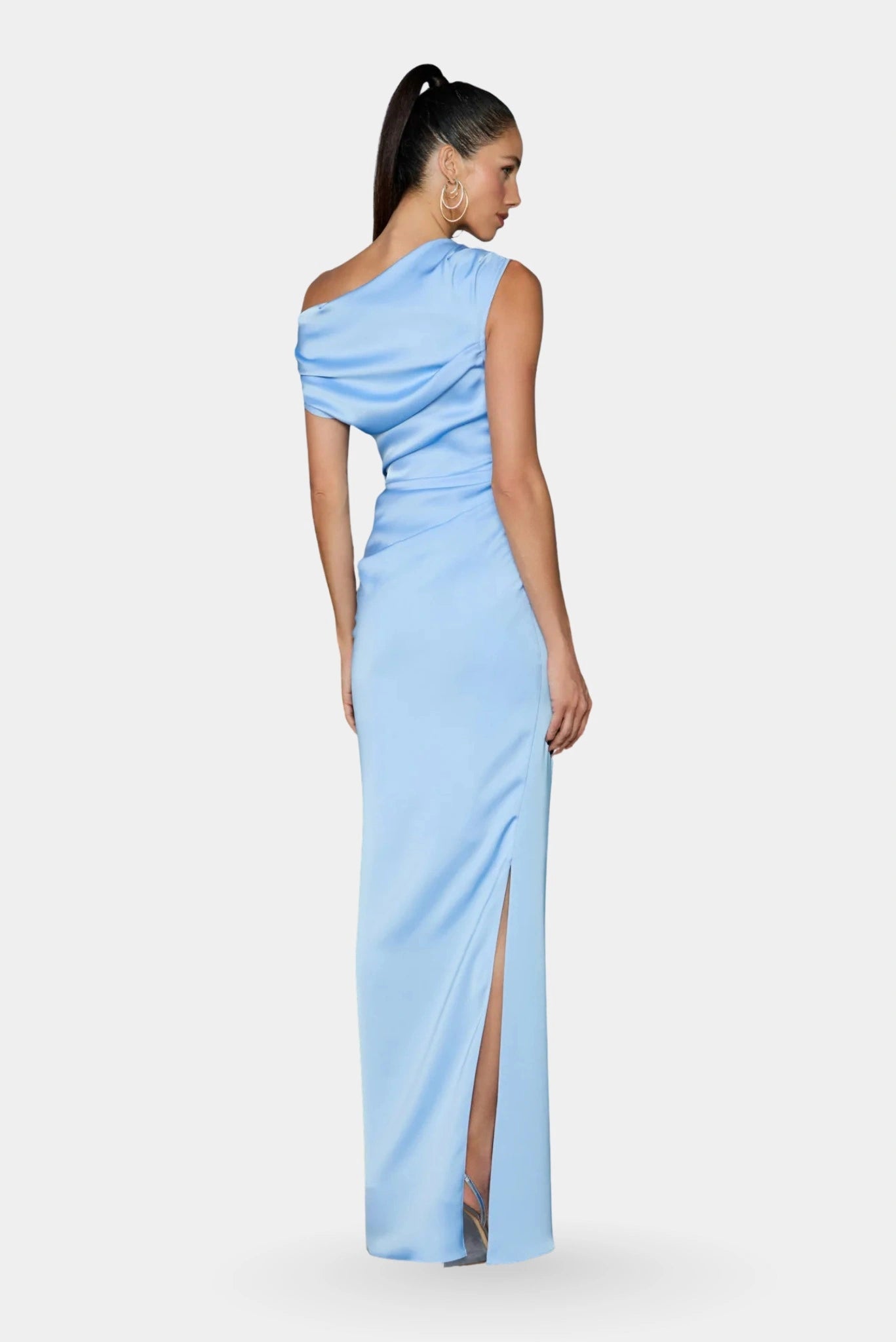 Costas do Vestido Longo Kate Fabulous azul claro com fenda traseira
