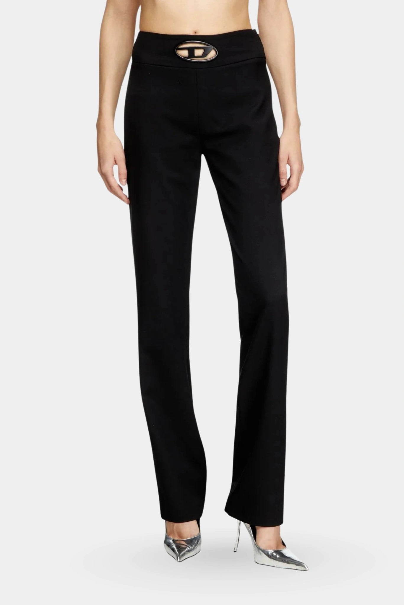 Calça preta Diesel de modelagem reta com cintura baixa e detalhe Oval D