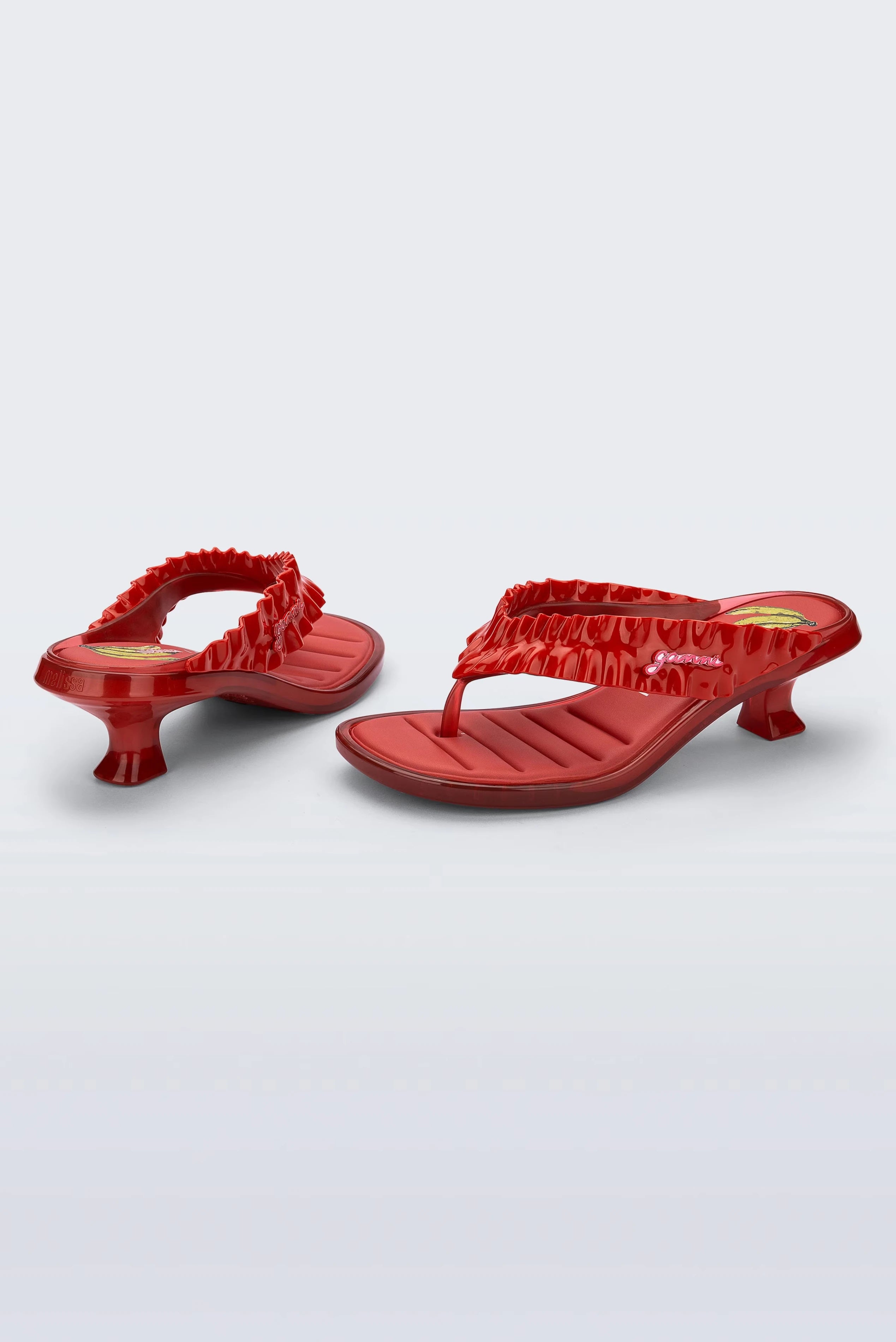 Sandália Melissa + Ganni Thong Kitten Heel 38154