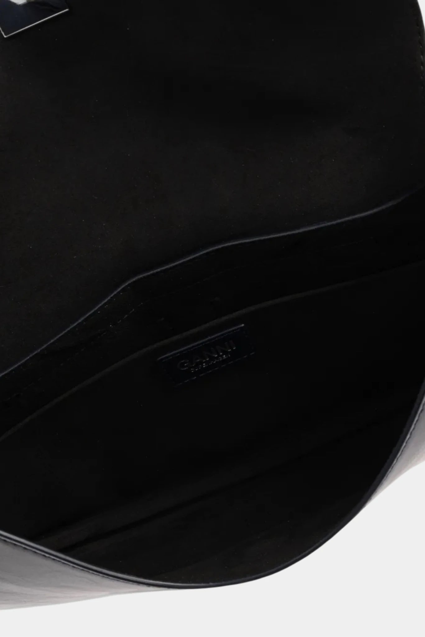 Interior da bolsa Kat Pequena Ganni com compartimento interno preto