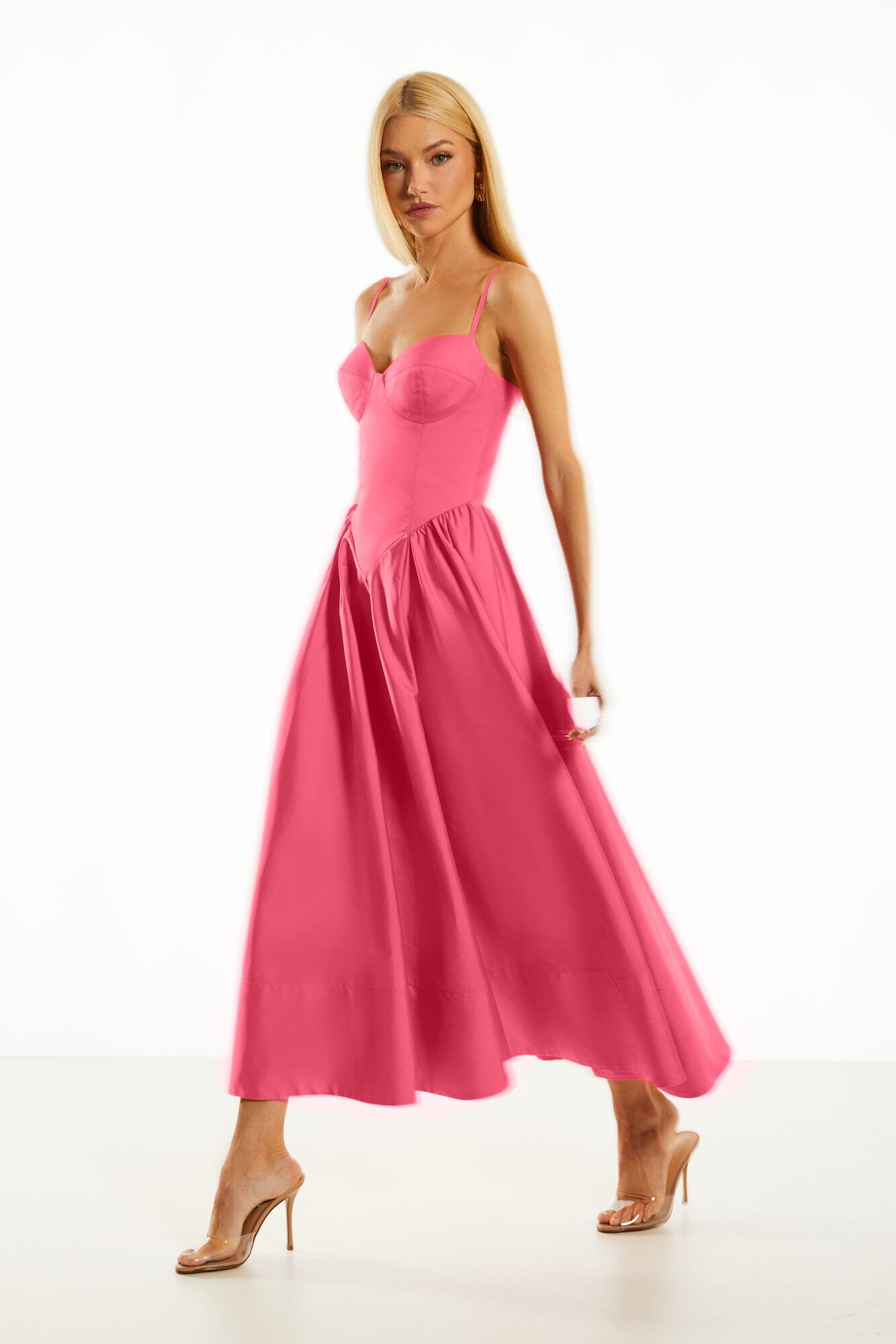 Vestido Giane Fabulous rosa com saia ampla e modelagem acinturada