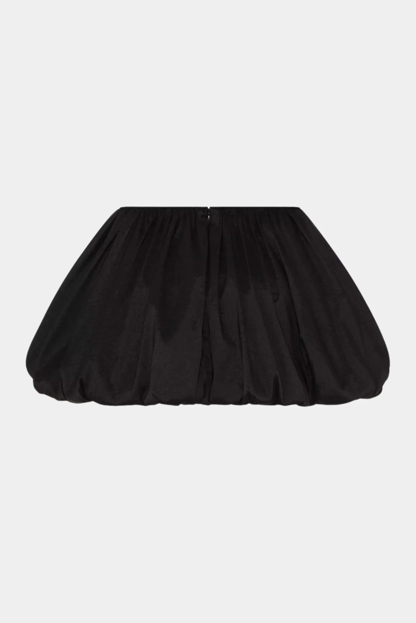 Saia balonê preta Lotus Gaia com pregas delicadas e volume estruturado nas costas
