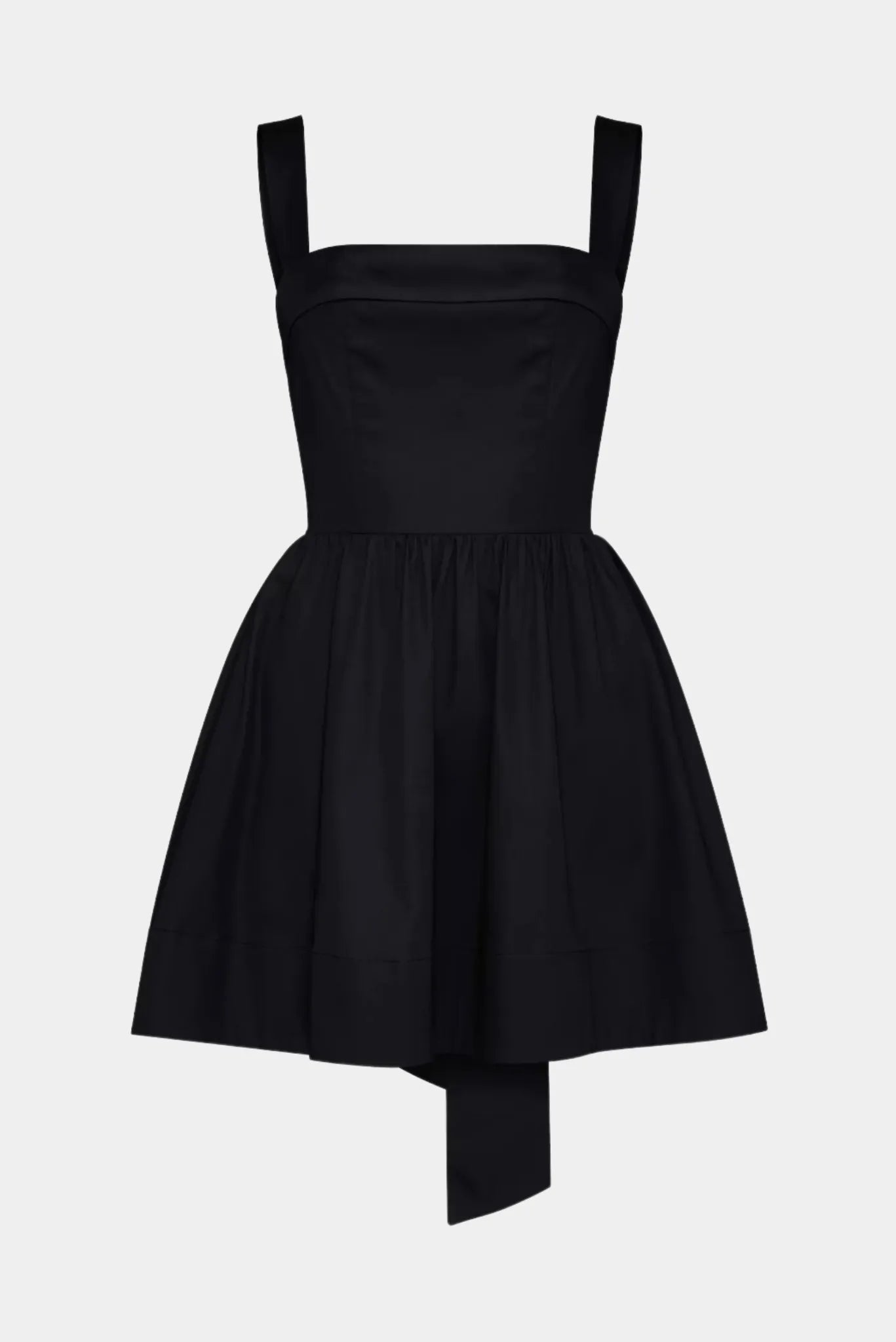 Vestido Curto Nico Gaia preto com decote reto, alças largas e saia evasê