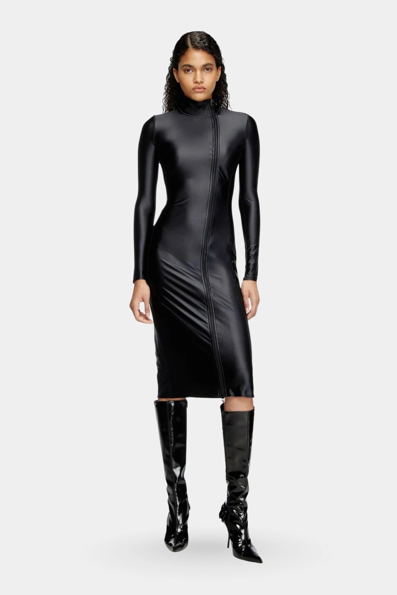 Vestido midi preto Diesel com mangas longas e fechamento frontal por zíper