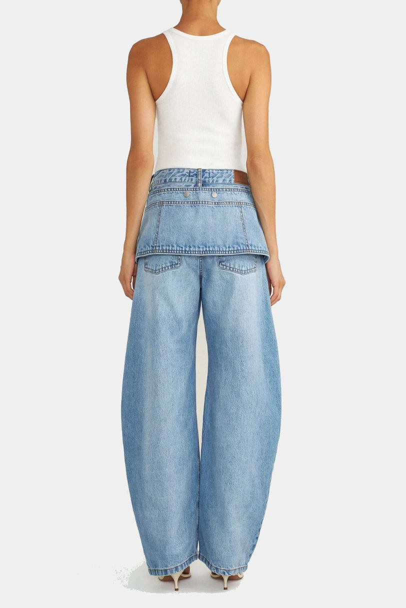Calça jeans ARC Layer LDnim lavagem média vista das costas