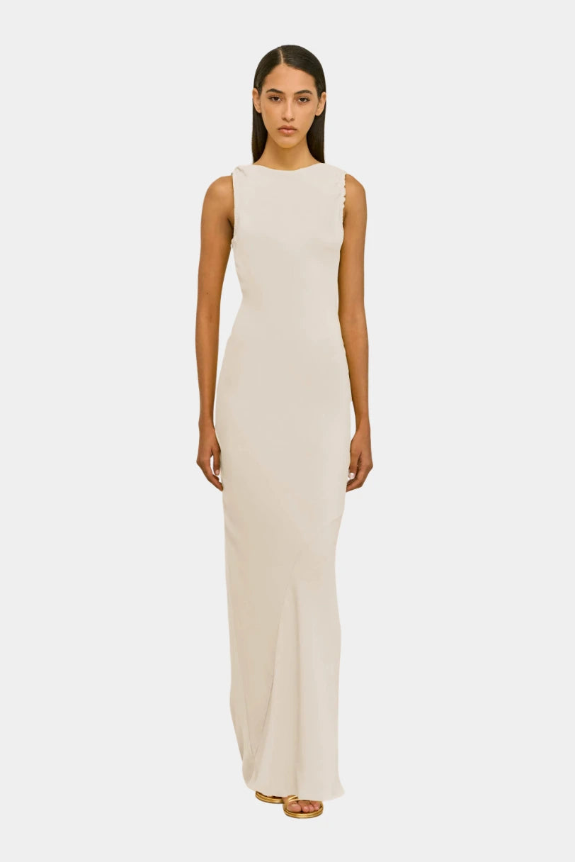 Detalhe do corpo em crepe de seda do Vestido Celestina Cult Gaia off white