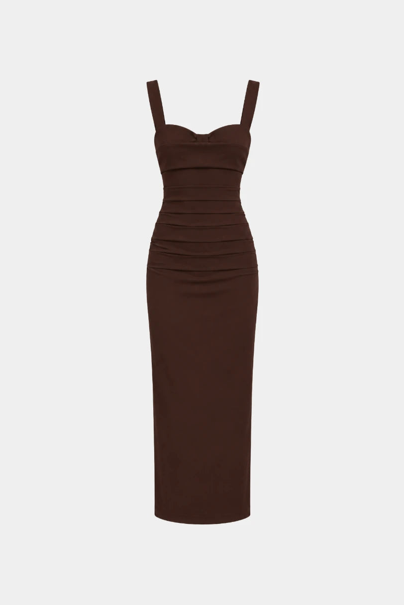 Vestido Midi Drapeado Victoria MR na cor espresso, decote coração e drapeado frontal